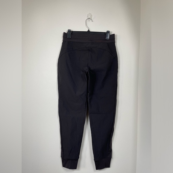 Athleta Headlands Hybrid Trek Jogger Pants Black Outdoor Hiking Travel Size 4 - Picture 8 of 13